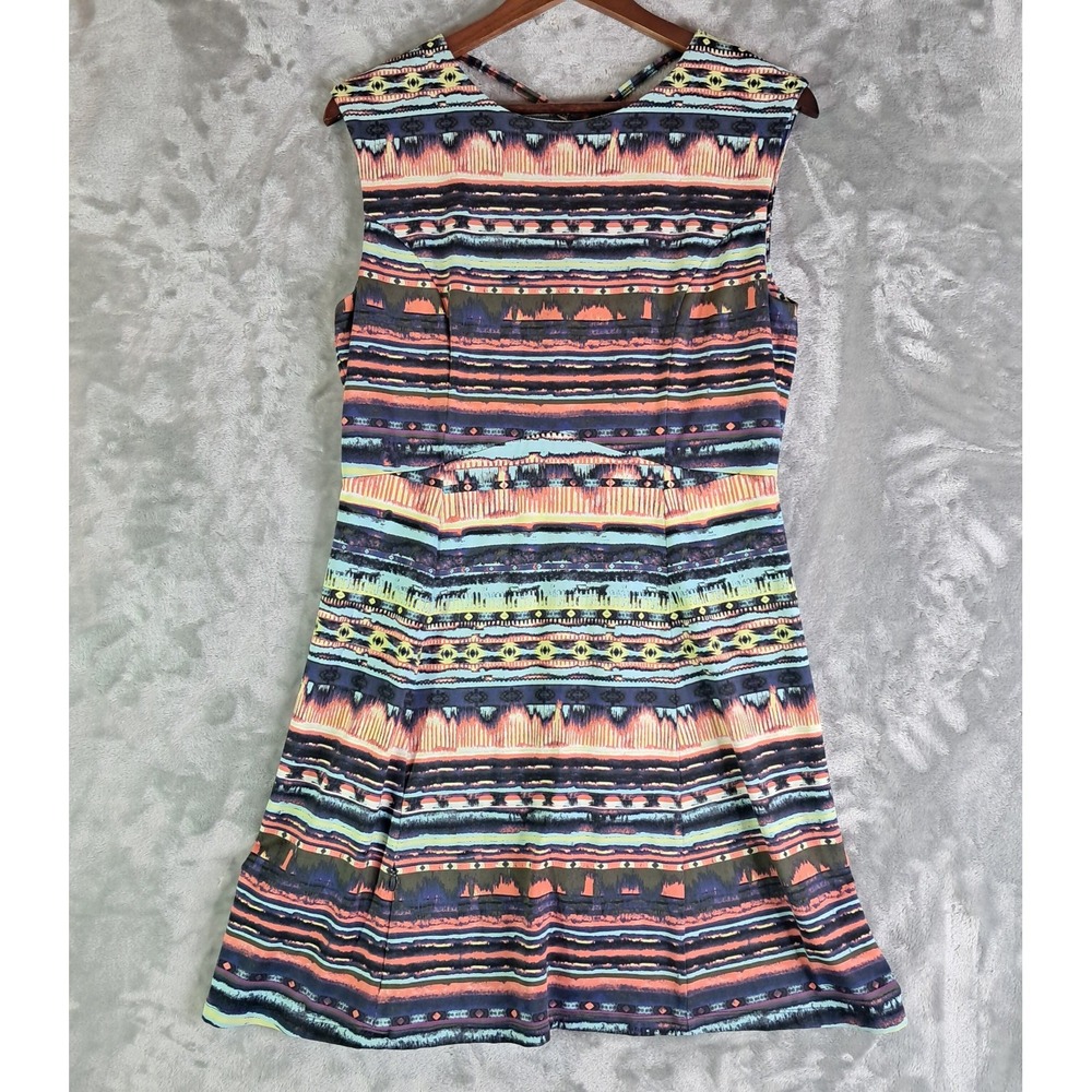 Title Nine Womens Medium Diamalete Active Dress A-Line Geometric Southwestern M